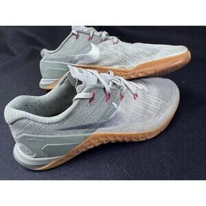 Nike Metcon 3 Training Shoes Men’s Size 8 Grey Gum Sole CrossFit Gym